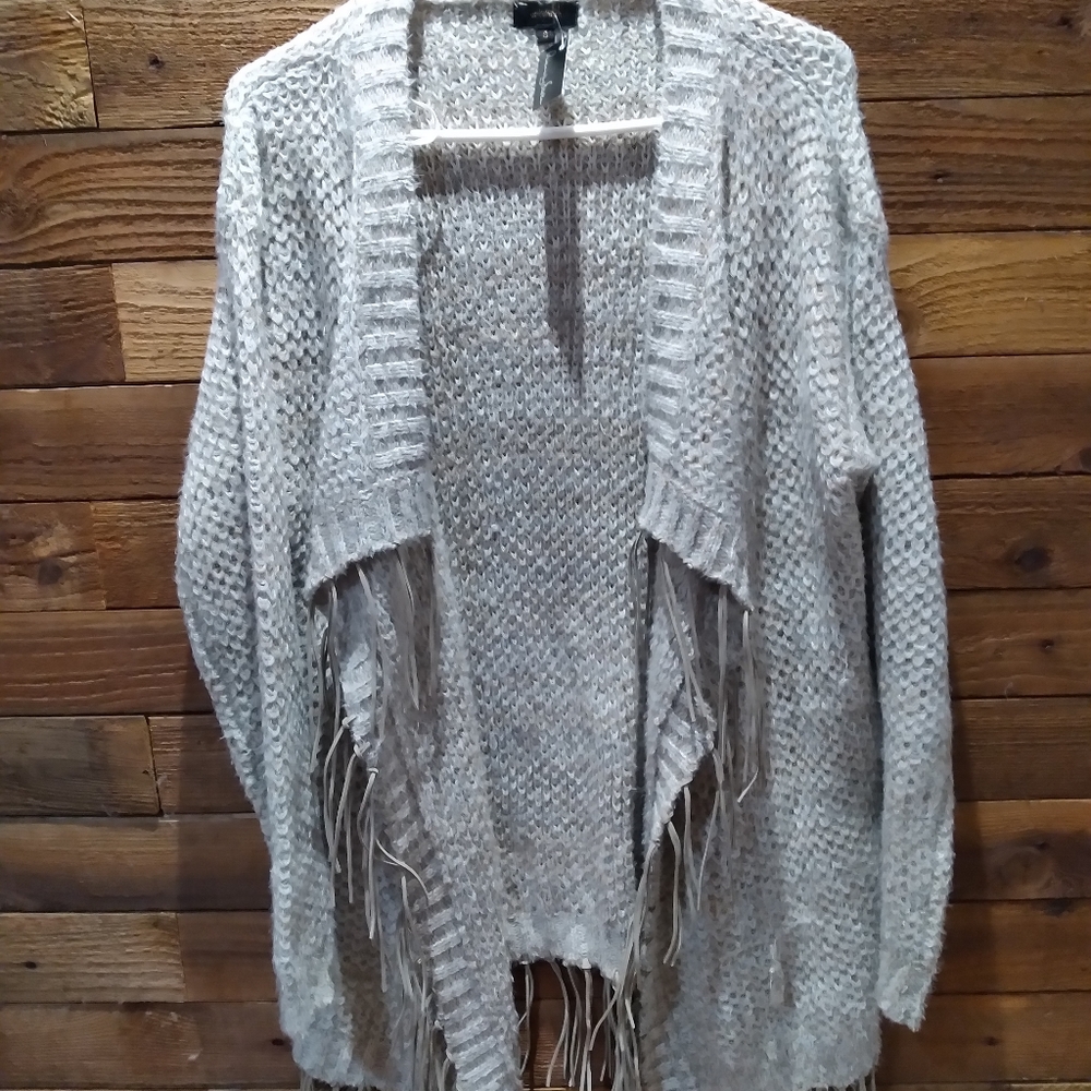 Runway 7 distressed long sleeve size S , sweater